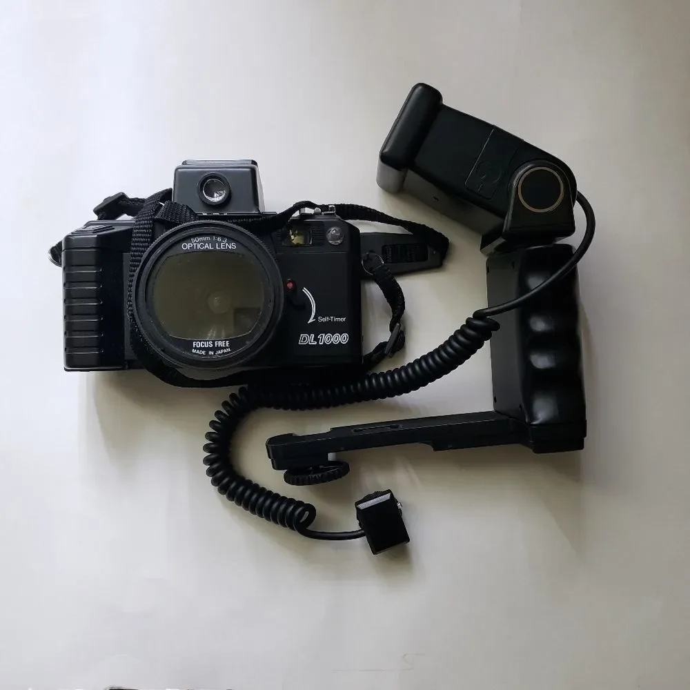 Vintage Cannon DL 1000 Film Camera
